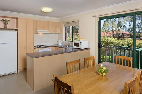 Mount Waverley Townhouses - Tourism Canberra 3