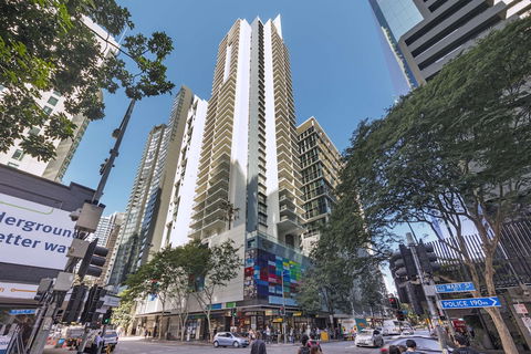 IStay River City Brisbane - Tourism Canberra 5