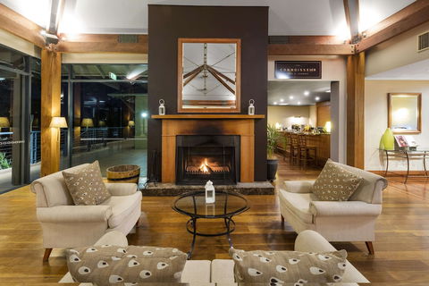 Oaks Cypress Lakes Resort - Tourism Canberra 2