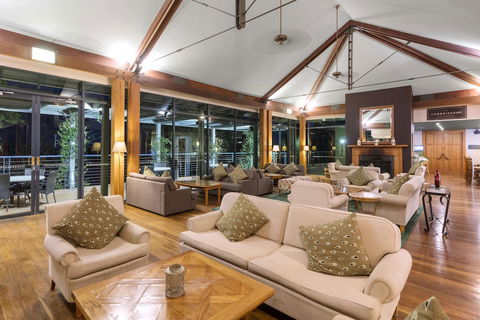 Oaks Cypress Lakes Resort - Tourism Canberra 1