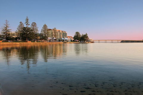 Oaks The Entrance Waterfront Suites - Tourism Canberra 7