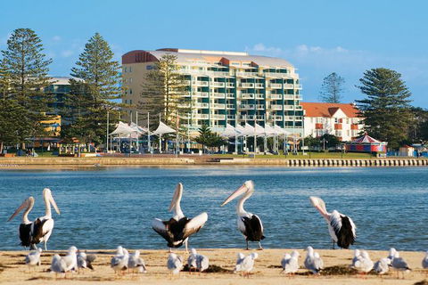 Oaks The Entrance Waterfront Suites - Tourism Canberra 1