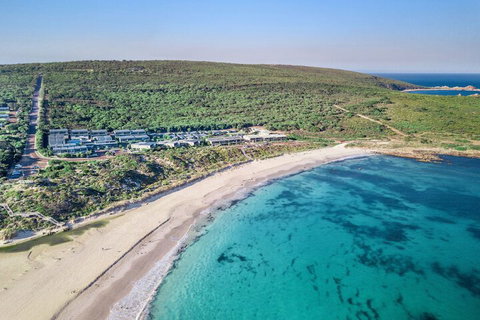 Smiths Beach Resort - Tourism Canberra 1