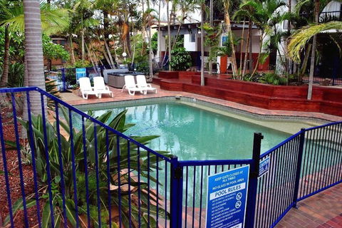 Club Surfers - Tourism Canberra 3
