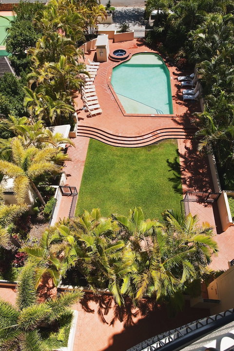 Palazzo Colonnades - Tourism Canberra 1