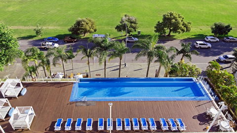 Crowne Plaza Perth, An IHG Hotel - Tourism Canberra 6