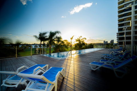 Crowne Plaza Perth, An IHG Hotel - Tourism Canberra 3