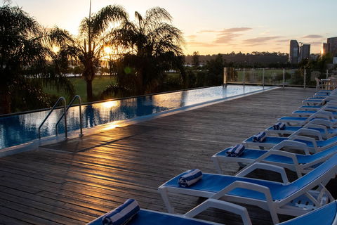 Crowne Plaza Perth, An IHG Hotel - Tourism Canberra 5