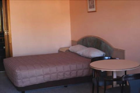 Nandewar Motor Inn - Tourism Canberra 2
