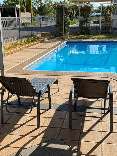 Country Gardens Motel - Tourism Canberra 2