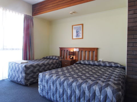 Downtown Motel - Tourism Canberra 3