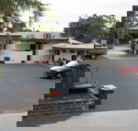 Pioneer Station Motor Inn