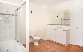 Cairns City Garden Apartment - Tourism Canberra 6
