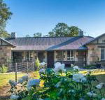 Stoneleigh Cottage Bed  Breakfast - Tourism Canberra