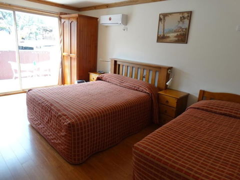 Brooklyn Motel - Tourism Canberra 2