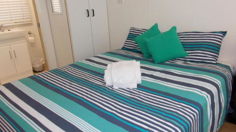 Oakridge Motel Tourist Park - Tourism Canberra 2