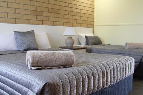 Mundubbera Motel - Tourism Canberra 4