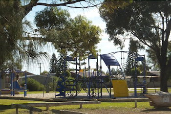 Ocean Beach Chalet 16 - Tourism Canberra 3