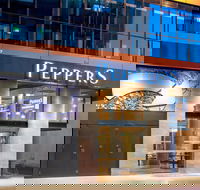 Peppers Kings Square Hotel - Tourism Canberra