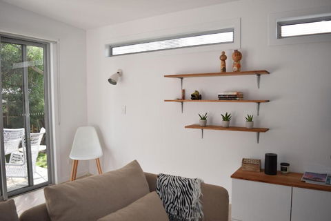 Tamara Beach House - Tourism Canberra 3