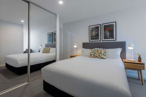 Oaks Melbourne Southbank Suites - Tourism Canberra 5