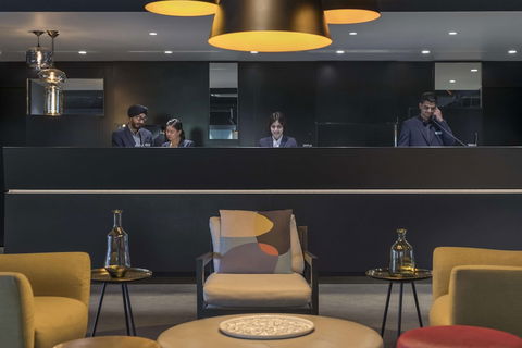 Oaks Melbourne Southbank Suites - Tourism Canberra 0