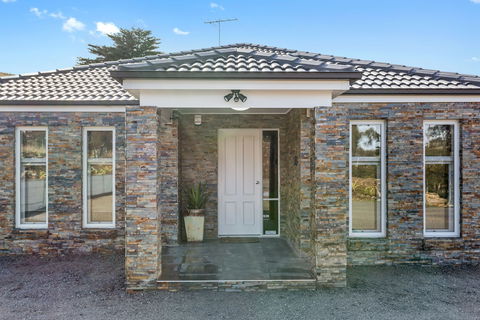 Bulla Hill Villas- Melbourne Airport - Tourism Canberra 5