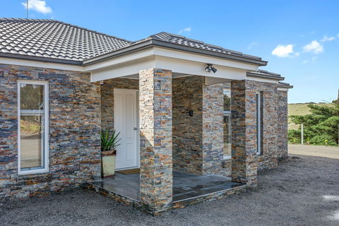 Bulla Hill Villas- Melbourne Airport - Tourism Canberra 1