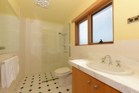 Cloudy Bay Villa - Tourism Canberra 2