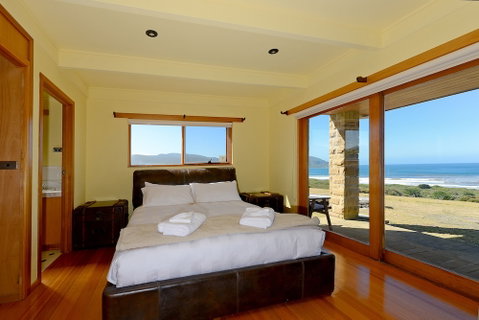 Cloudy Bay Villa - Tourism Canberra 3