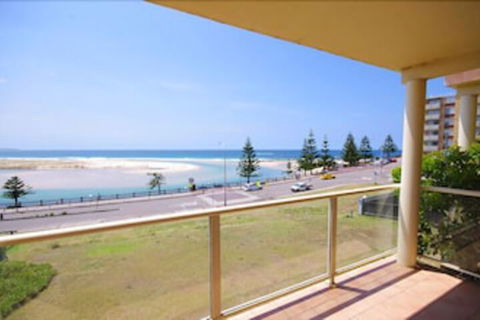 Avilla Court 2 - Tourism Canberra 1