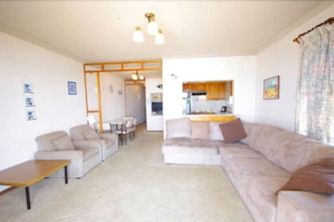 Avilla Court 2 - Tourism Canberra 6