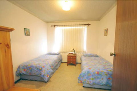 Avilla Court 2 - Tourism Canberra 2
