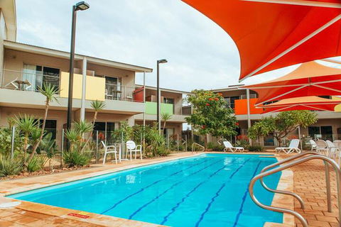 Onslow Beach Resort - Tourism Canberra 3