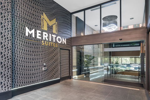 Meriton Suites North Sydney - Tourism Canberra 1