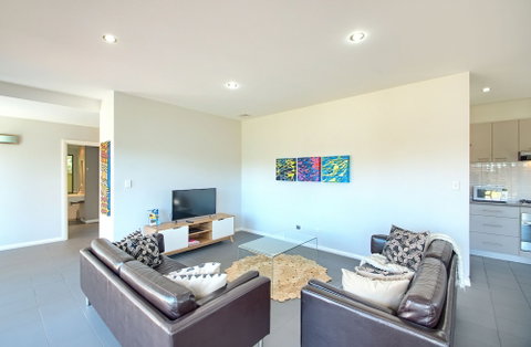 Parker Eco House - Tourism Canberra 0