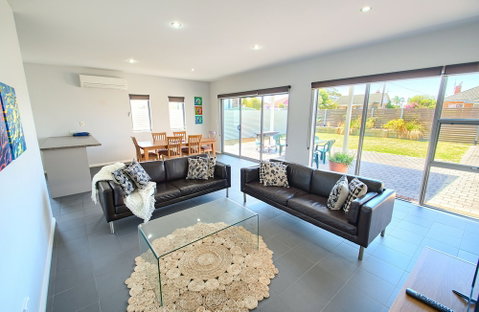 Parker Eco House - Tourism Canberra 1