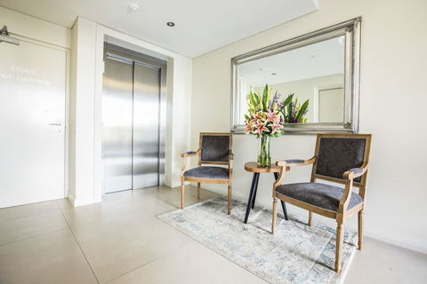 Zappeion Apartments - Tourism Canberra 2