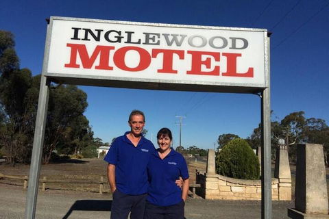 Inglewood Motel And Caravan Park - Tourism Canberra 4