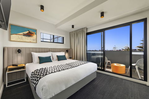 Quest Fremantle - Tourism Canberra 4