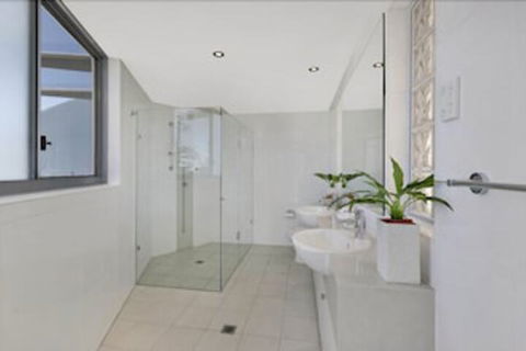 Coast Luxury Apartment Penthouse 23 - Tourism Canberra 1