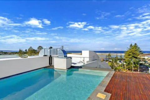 Coast Luxury Apartment Penthouse 23 - Tourism Canberra 0