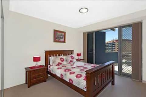 Coast Luxury Apartment Penthouse 23 - Tourism Canberra 4