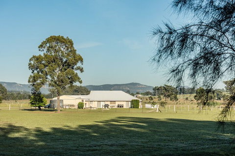 Madigan Wine Country Cottages - Tourism Canberra 6