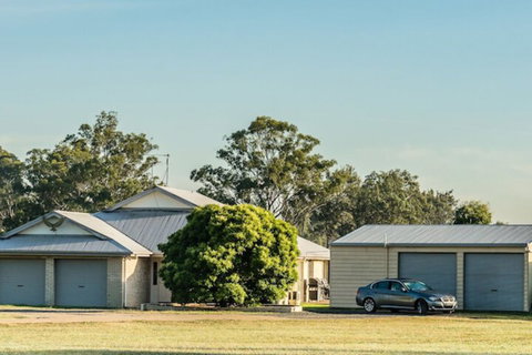 Madigan Wine Country Cottages - Tourism Canberra 2