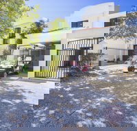 Casablanca at Hope Island Resort - Tourism Canberra