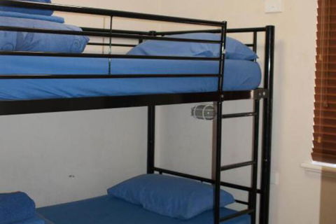 Outback Oasis Caravan Park - Tourism Canberra 6