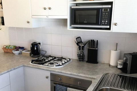 Applecross Village Apartment - Tourism Canberra 4