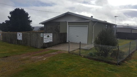Waratah Falls Holiday Unit - Tourism Canberra 1