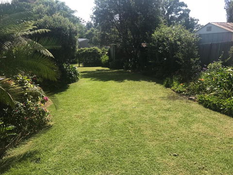 Mollymook Fantastic Holiday House - Tourism Canberra 3